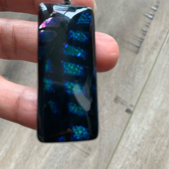 Stunning dichroic glass pendant- black / blue - Picture 2 of 3